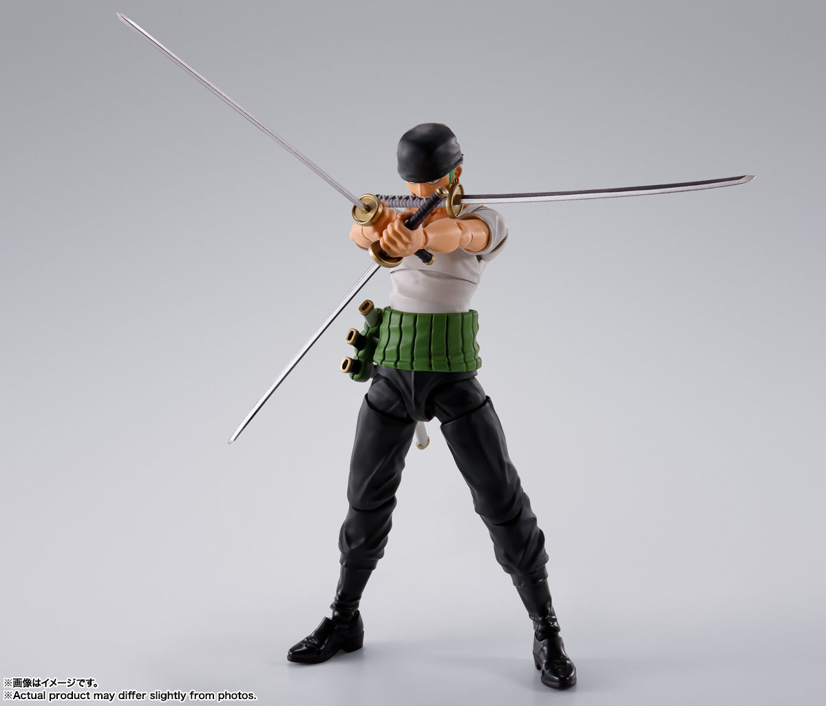 Bandai S.H.Figuarts Roronoa Zoro -Romance Dawn- (Completed) (One Piece)