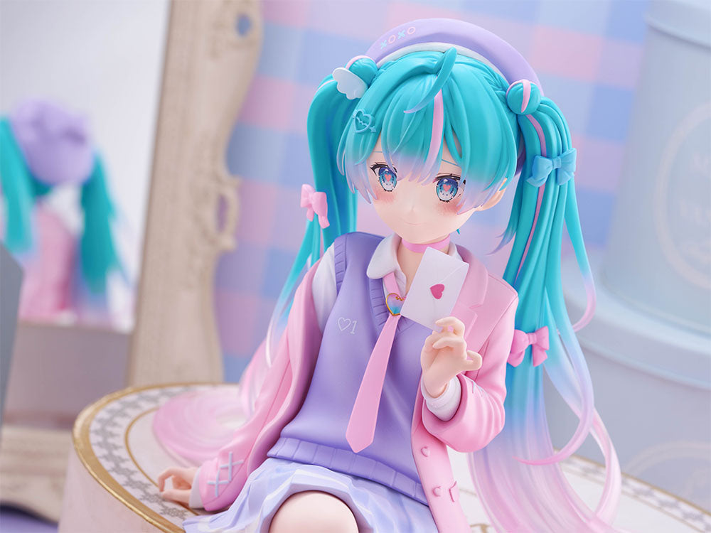 FuRyu Tenitol TENITOL BIG Noodle Stopper Figure Hatsune Miku Koisuru Blazer ver. (Vocaloid)