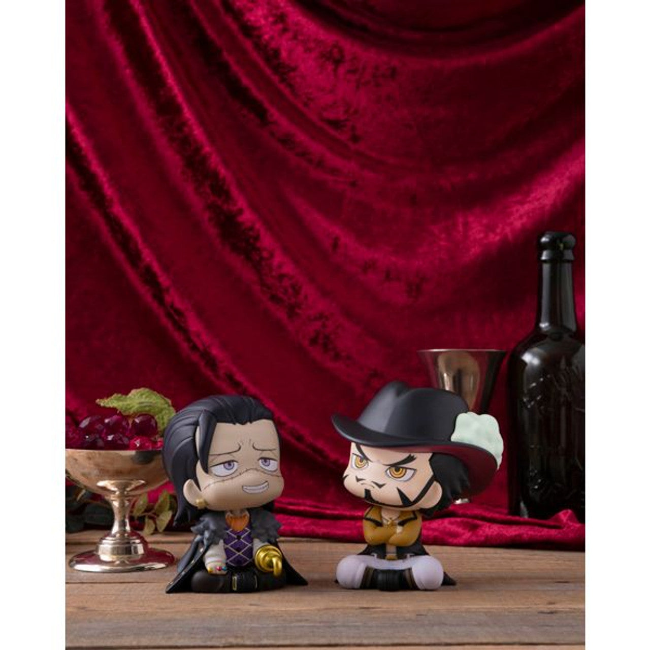 MegaHouse Lookup One Piece Dracule Mihawk (One Piece)