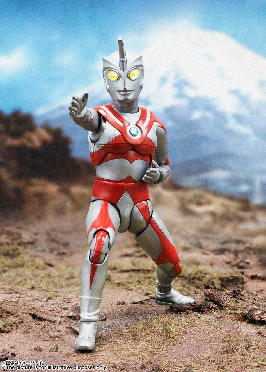 Bandai S.H.Figuarts Ultraman Ace Figure (Ultraman)