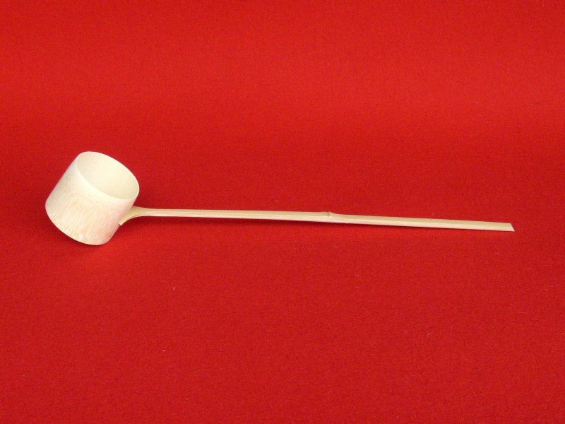 Bamboo Ladle (Hishaku) — for the Ro (cold-season hearth) — Takayama
