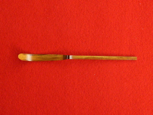 Bamboo Tea Scoop (Chashaku) — Kochiku (Aged Bamboo), Sasa-no-ha (Bamboo-Leaf) — Takayama