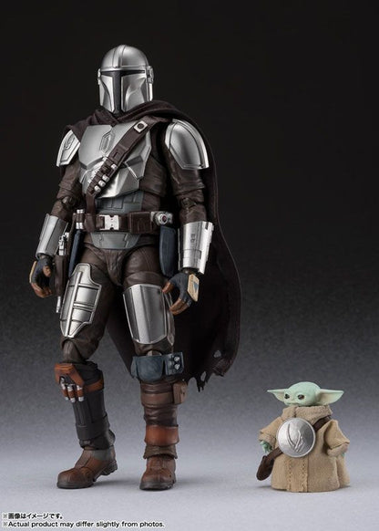 Bandai S.H.Figuarts Mandalorian & Grogu (STAR WARS: The Mandalorian and Grogu) (Completed) (Star Wars)