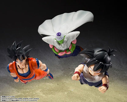 Bandai S.H.Figuarts Son Gohan (Z-Fighters) (First Edition with Z-Fighters Assembly Stand A) (Completed) (Dragon Ball)