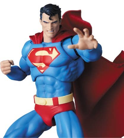 DC Universe Mafex No.117 Superman (HUSH Ver.) - Medicom Toy