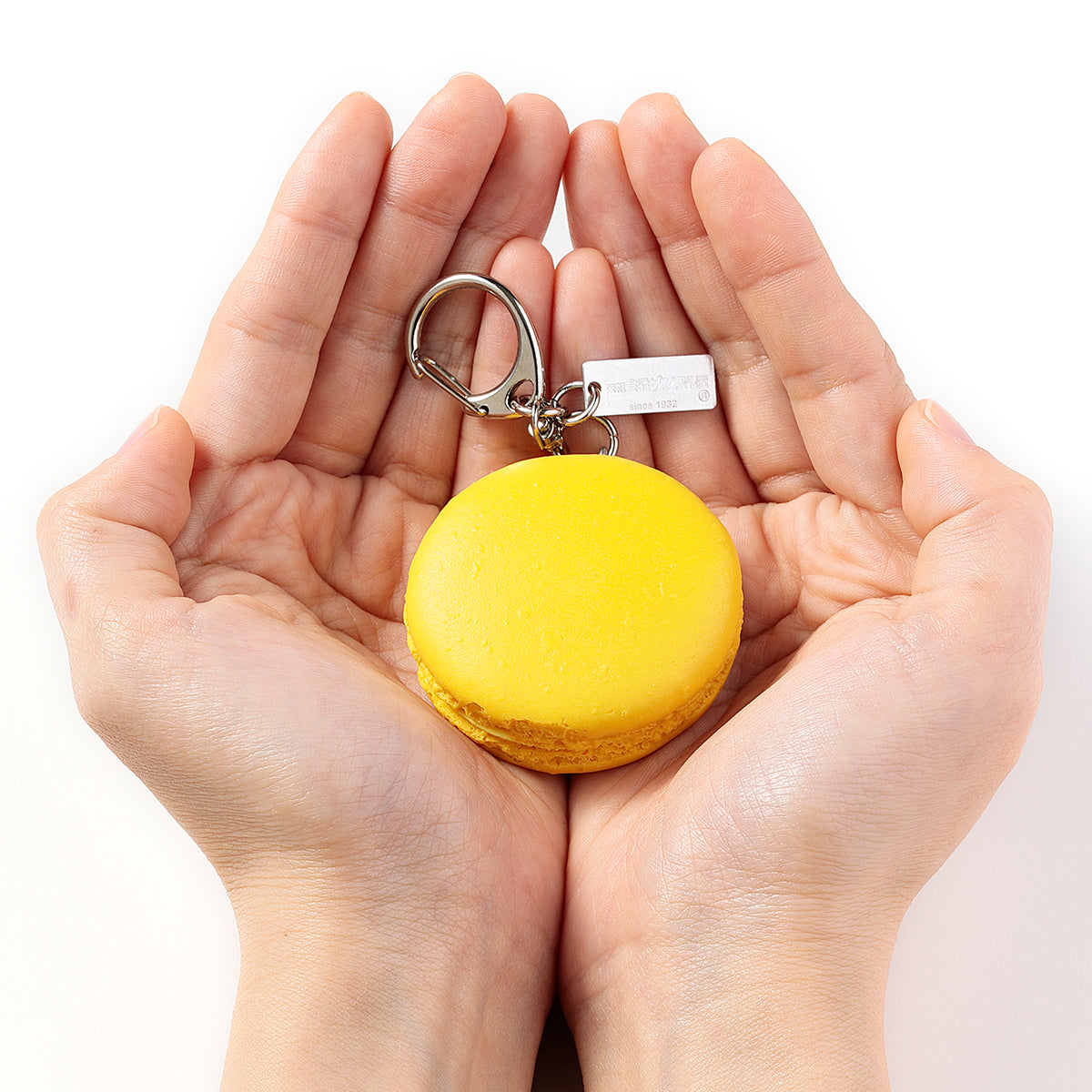 Fake Food / Citron Lemon Macaron / Key Ring