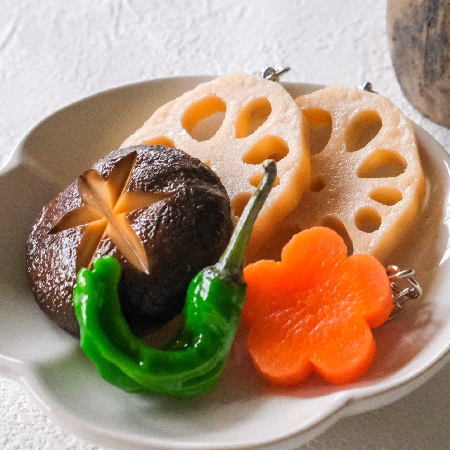 Fake Food / Flower Carrot / Key Ring