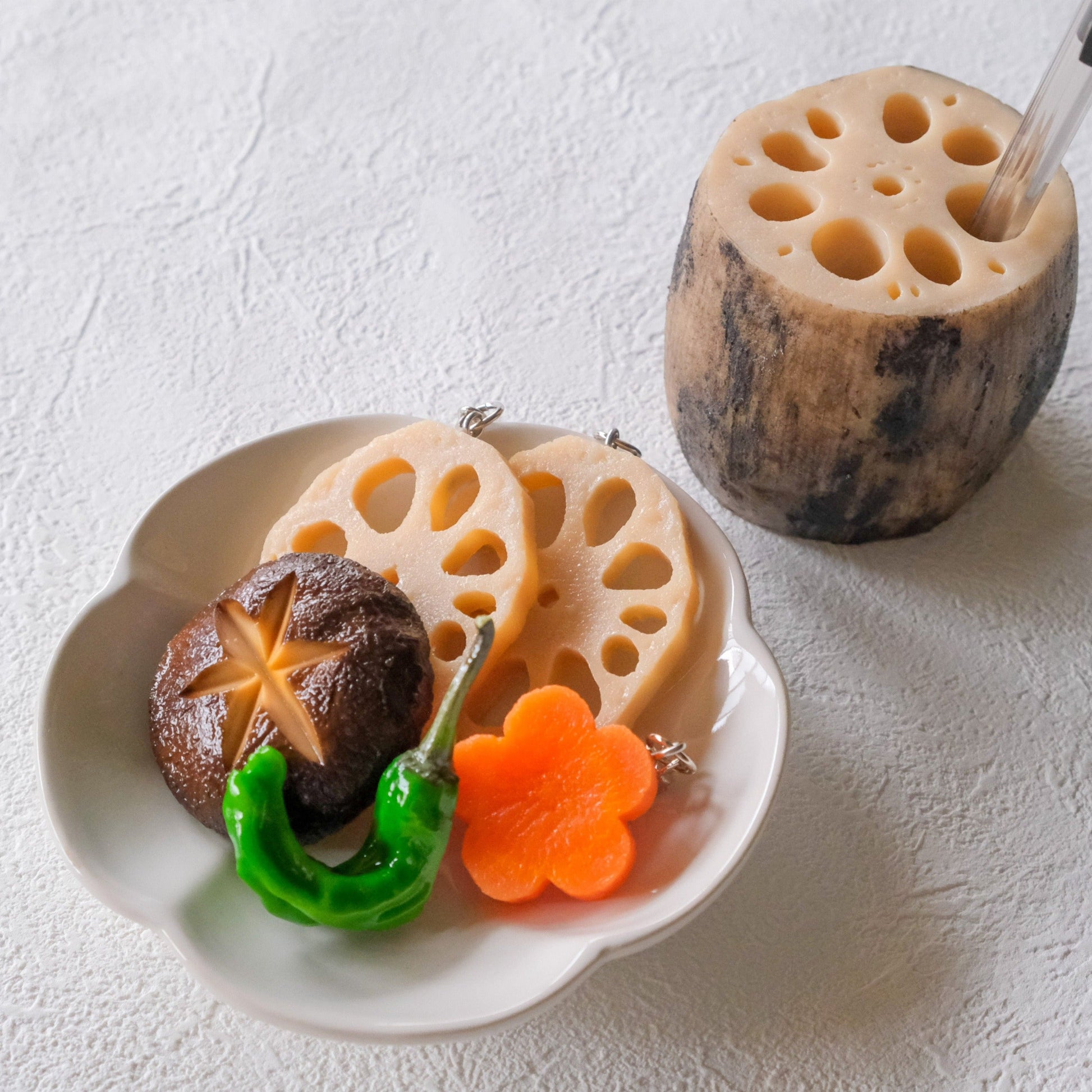 Fake Food / Flower Carrot / Key Ring