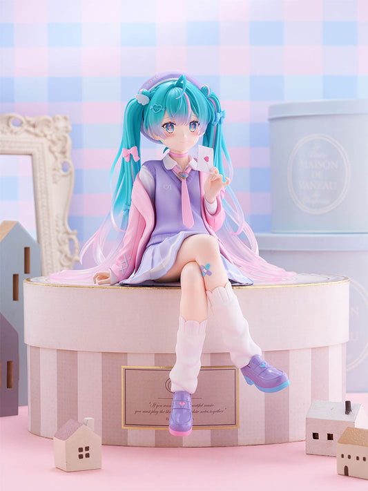 FuRyu Tenitol TENITOL BIG Noodle Stopper Figure Hatsune Miku Koisuru Blazer ver. (Vocaloid)