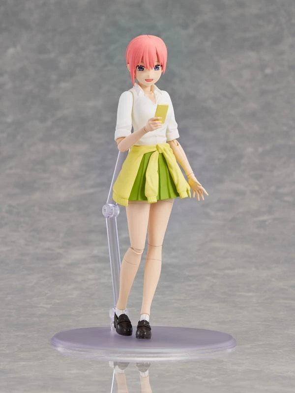 KADOKAWA PLASTIC MODEL SERIES [The Quintessential Quintuplets Specials] Ichika Nakano (Plastic model) - Kadokawa