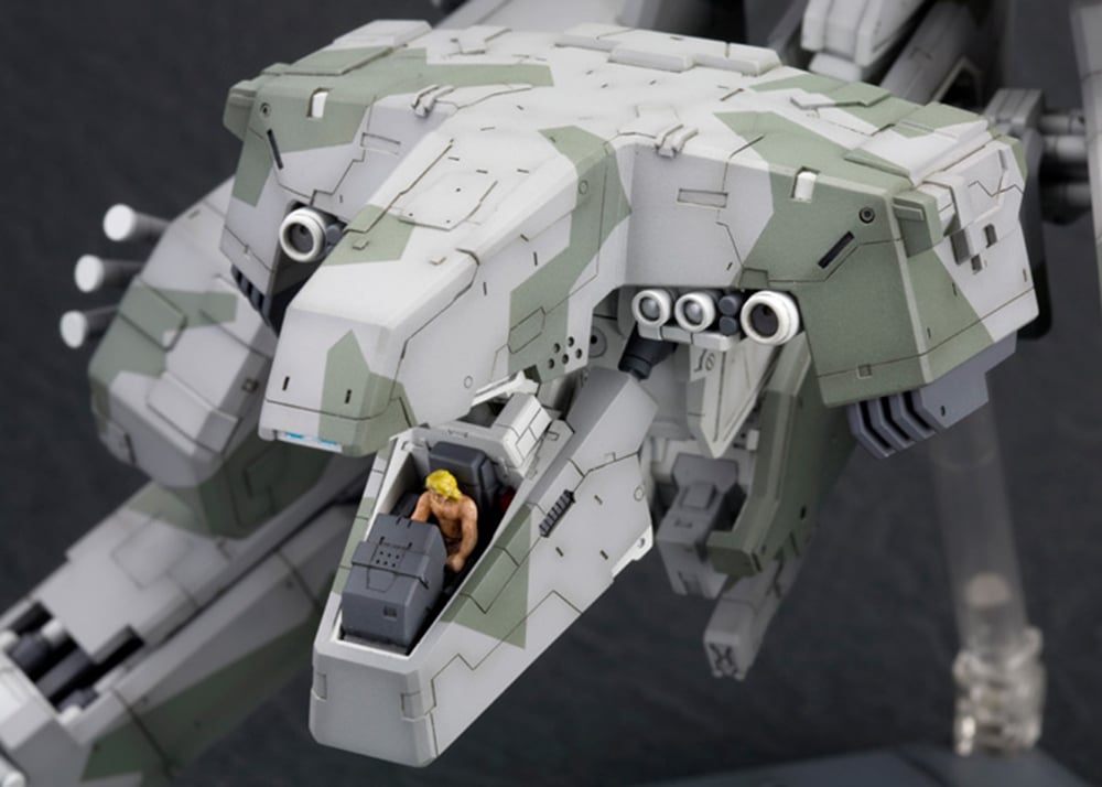 Kotobukiya 1/100 Metal Gear REX (Metal Gear Solid) (Plastic Model Kit)