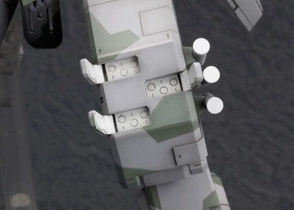 Kotobukiya 1/100 Metal Gear REX (Metal Gear Solid) (Plastic Model Kit)