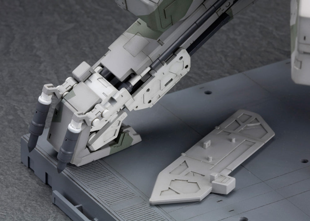 Kotobukiya 1/100 Metal Gear REX (Metal Gear Solid) (Plastic Model Kit)