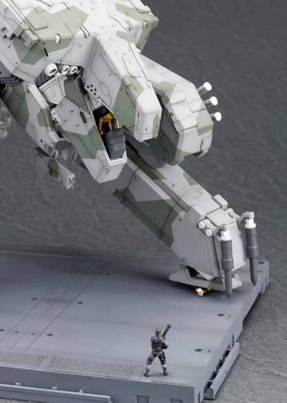 Kotobukiya 1/100 Metal Gear REX (Metal Gear Solid) (Plastic Model Kit)