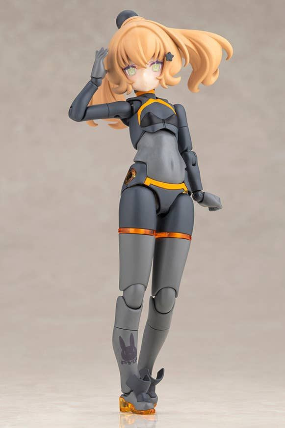 Kotobukiya PUNI MOFU RACING TU with Honda Z50J-1 Monkey (Plastic model)