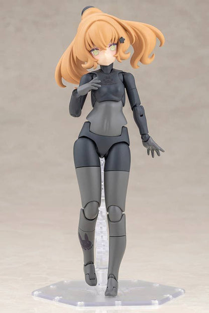 Kotobukiya PUNI MOFU RACING TU with Honda Z50J-1 Monkey (Plastic model)