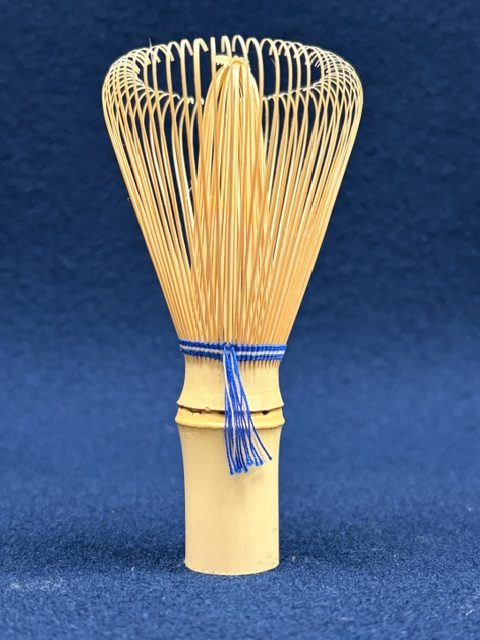 Masterwork Kazuho Fine-Tine Matcha Tea Whisk (Chasen) (Blue Thread) — Takayama Chasen