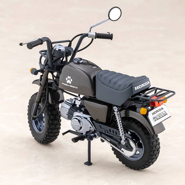 PUNI MOFU RACING LANG with Honda Z50J Gorilla (Plastic model) - Kotobukiya